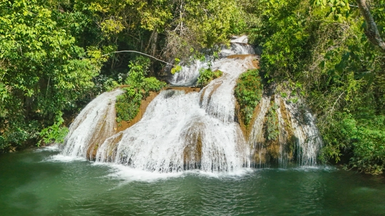 Cachoeiras Ceita Cor&ecirc;
